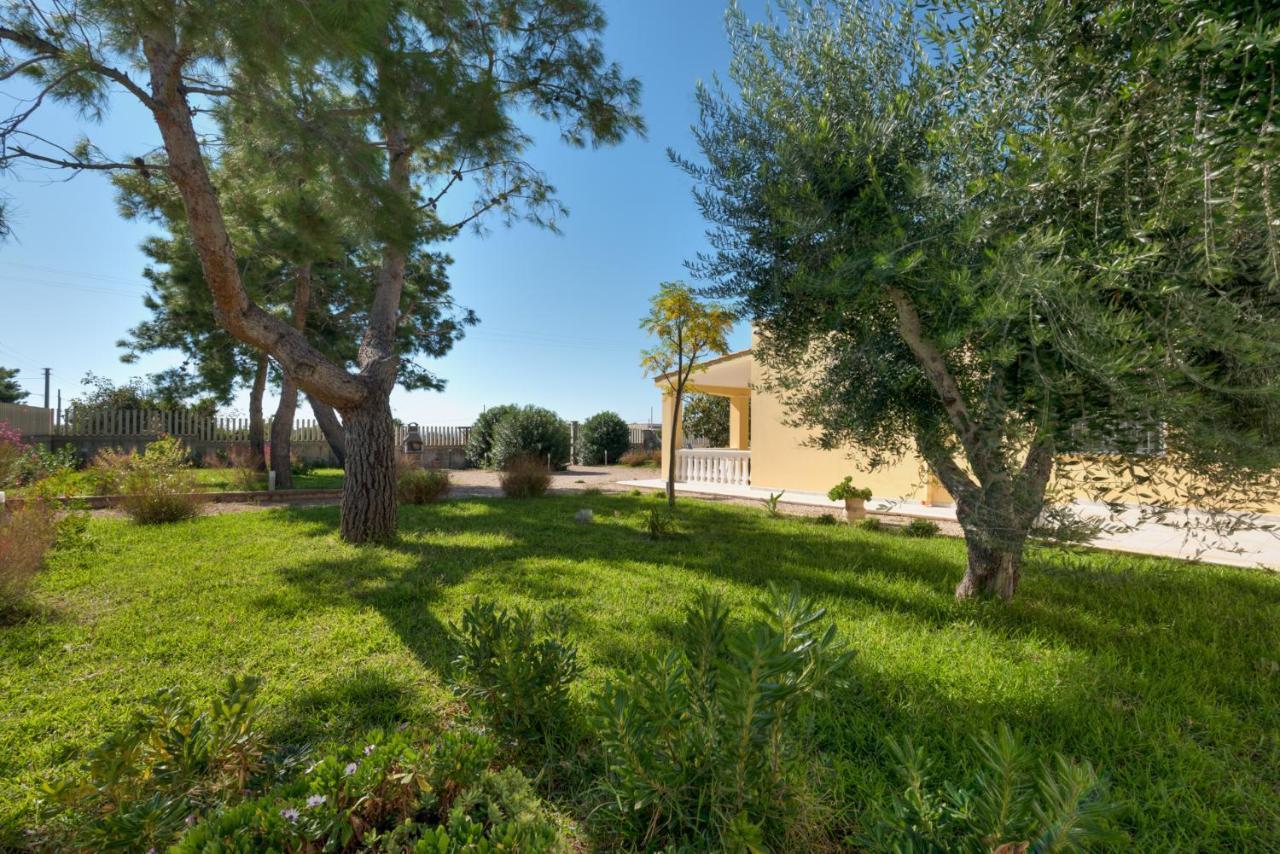 Villa Degli Oleandri By Latuapuglia San Pietro in Bevagna Exterior foto
